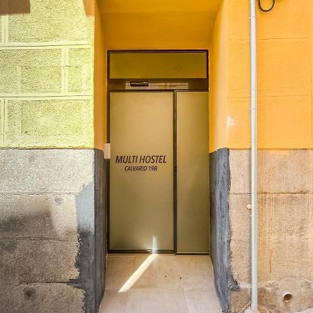 Multi Hostel Calvario Мадрид Екстериор снимка