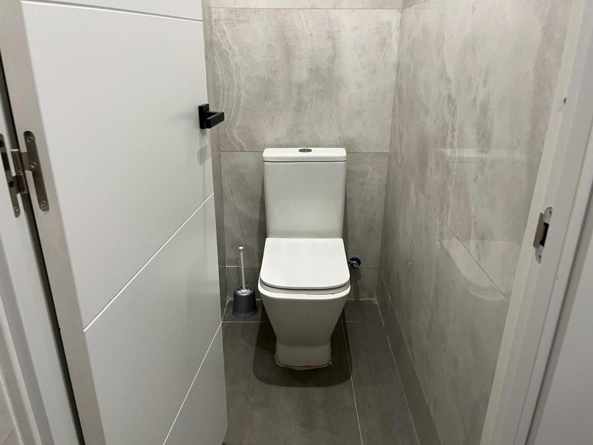 Multi Hostel Calvario Мадрид Екстериор снимка