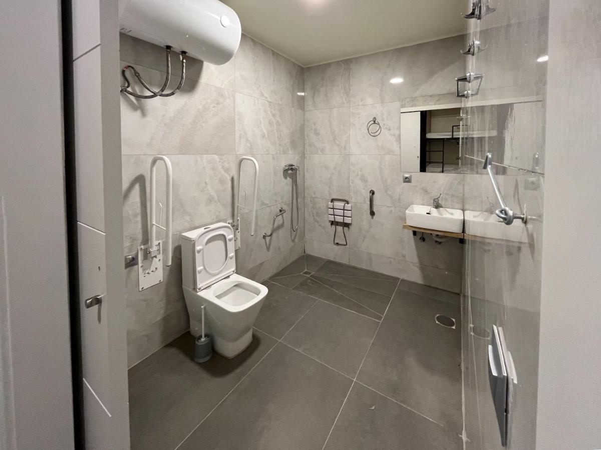 Multi Hostel Calvario Мадрид Екстериор снимка