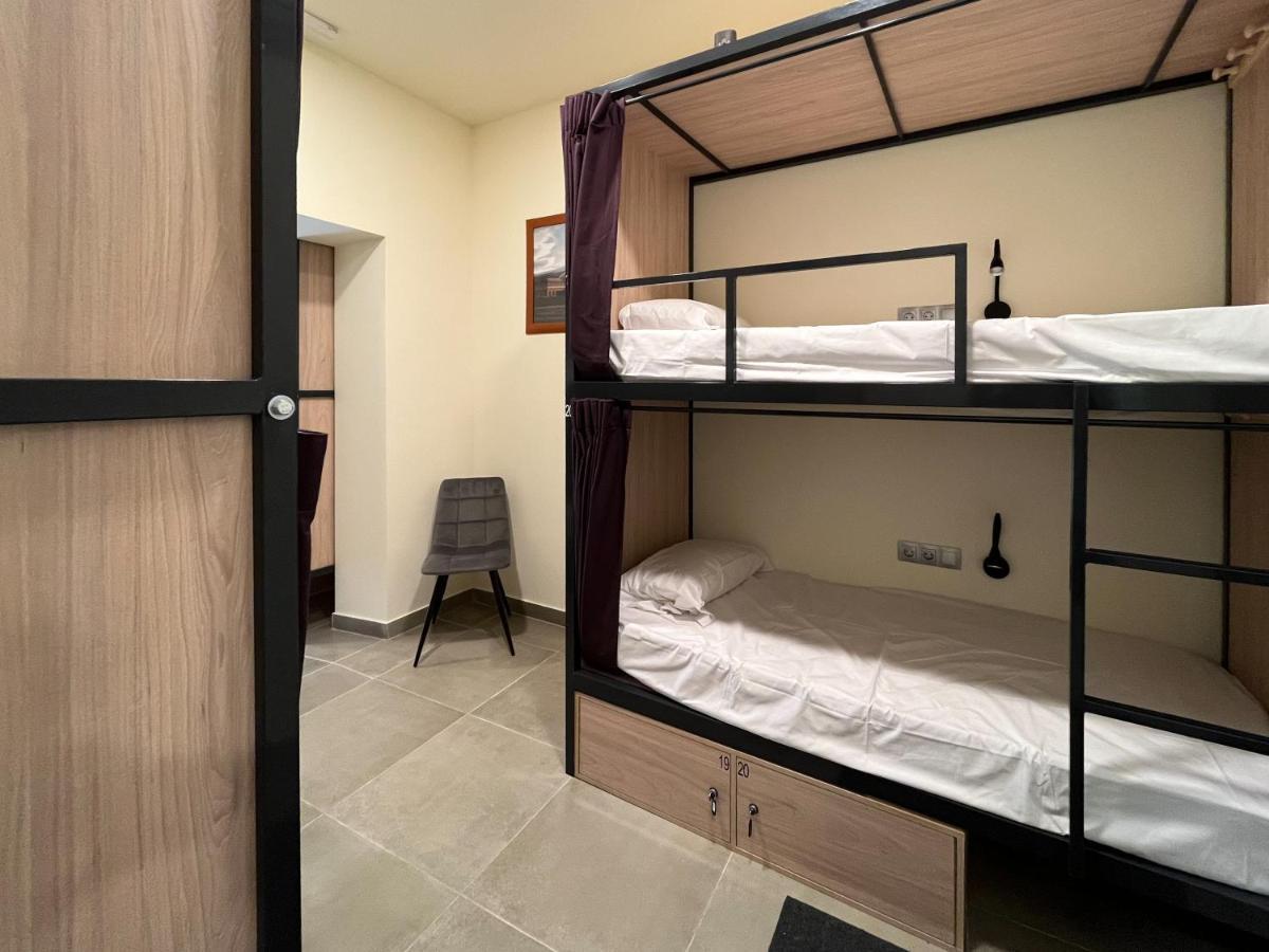 Multi Hostel Calvario Мадрид Екстериор снимка
