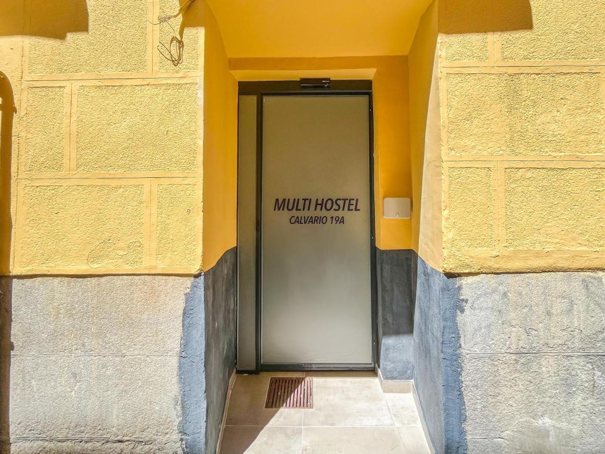 Multi Hostel Calvario Мадрид Екстериор снимка